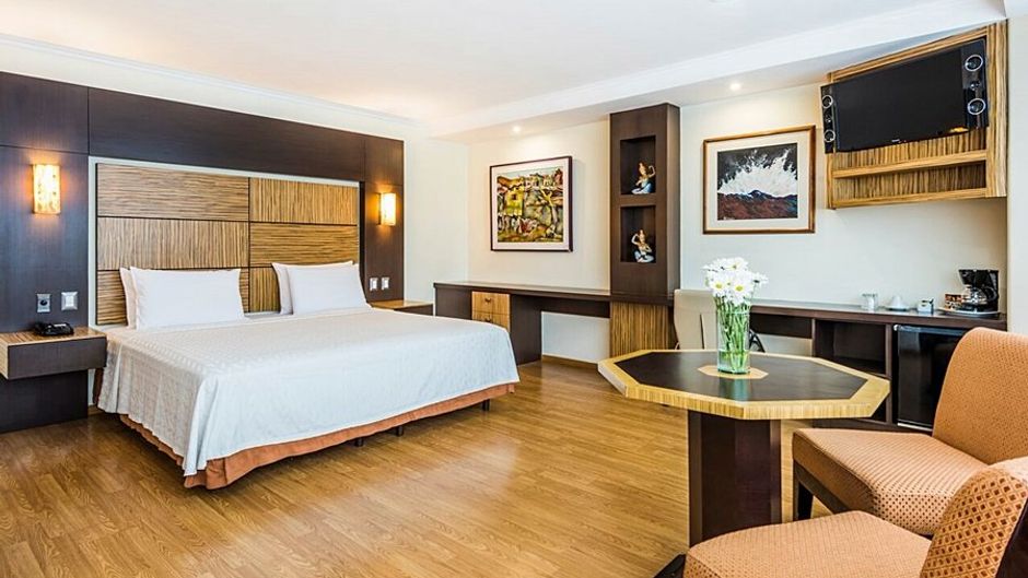 GH Galeria Hotel Room