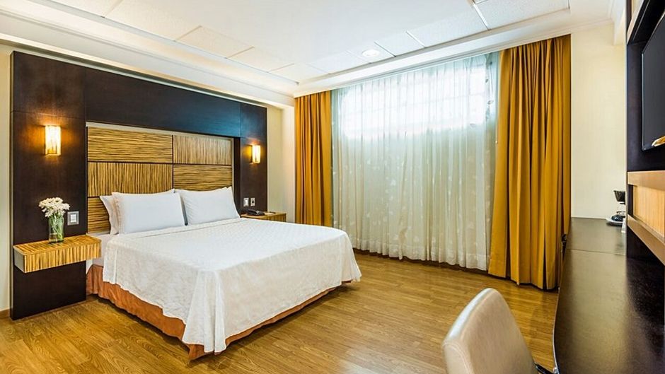 GH Galeria Hotel Room