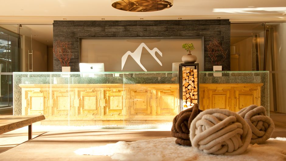 Bergland Design & Wellnesshotel Soelden Lobby