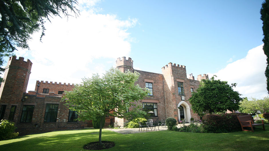 Crabwall Manor Hotel & Spa Exterior