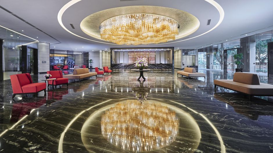 Hotel Boss Lobby