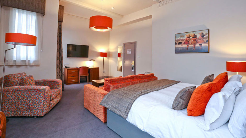 The Belmont Hotel Suite