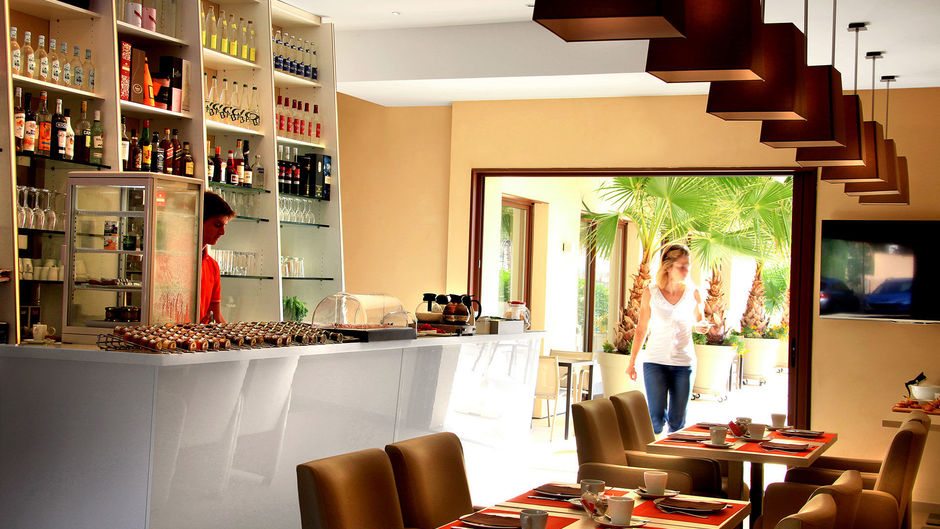 Seventeen Hotel Restaurant