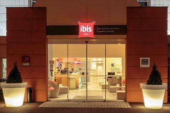 Ibis Hotel Herbet