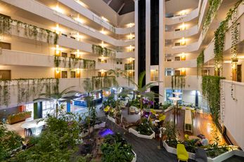 Novotel Darwin Atrium