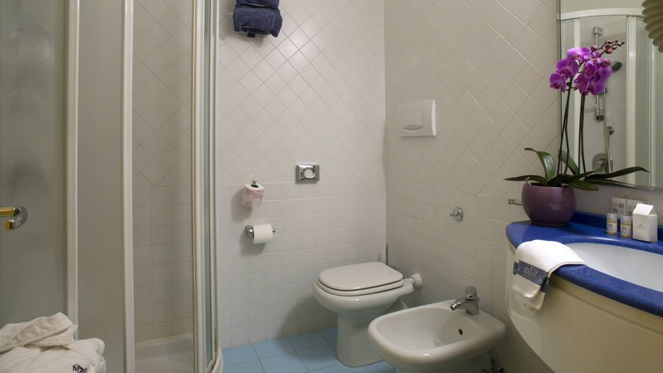 Masini Hotel Room