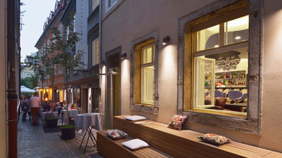 Vander Urbani Resort