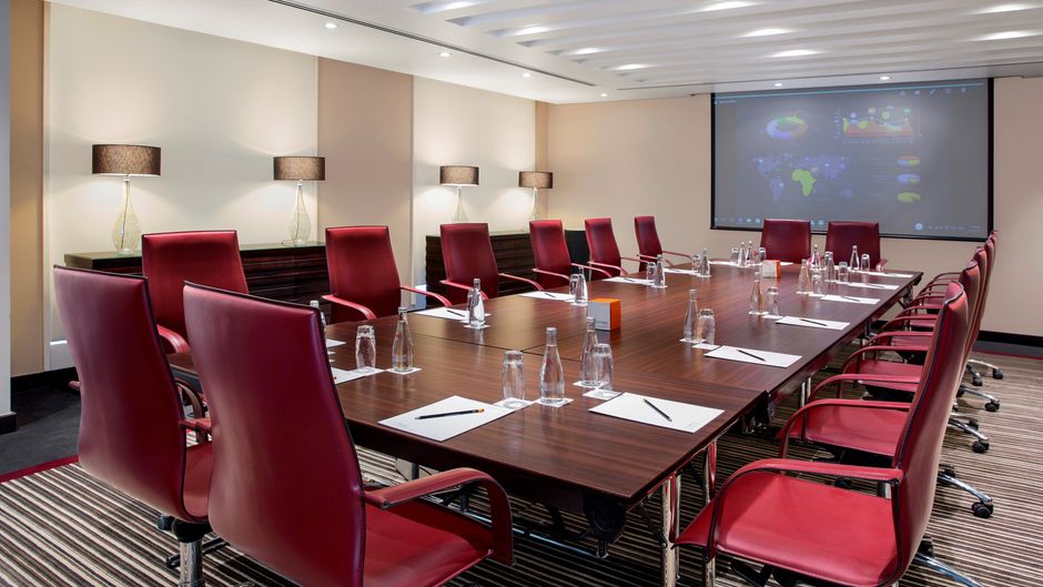 Centro Capital Centre Meeting