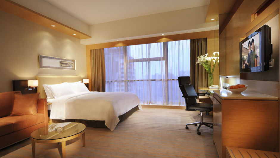New World Wuhan Hotel Room