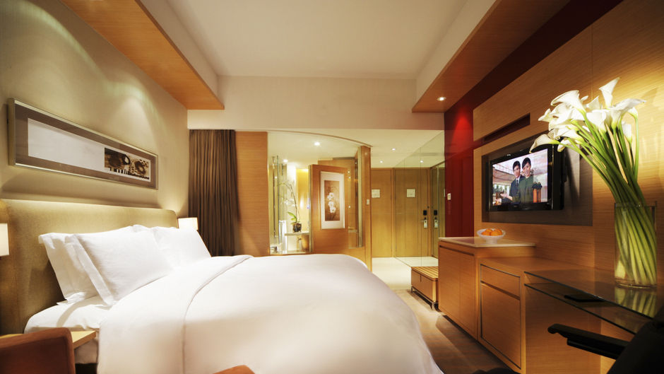 New World Wuhan Hotel Room
