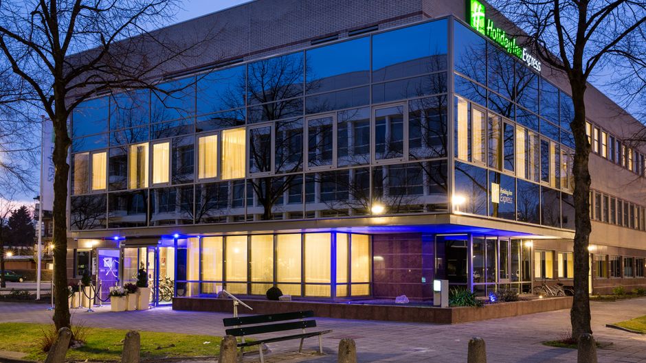 Holiday Inn Express Amsterdam South Exterior