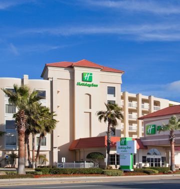 Holiday Inn Hotel & Suites