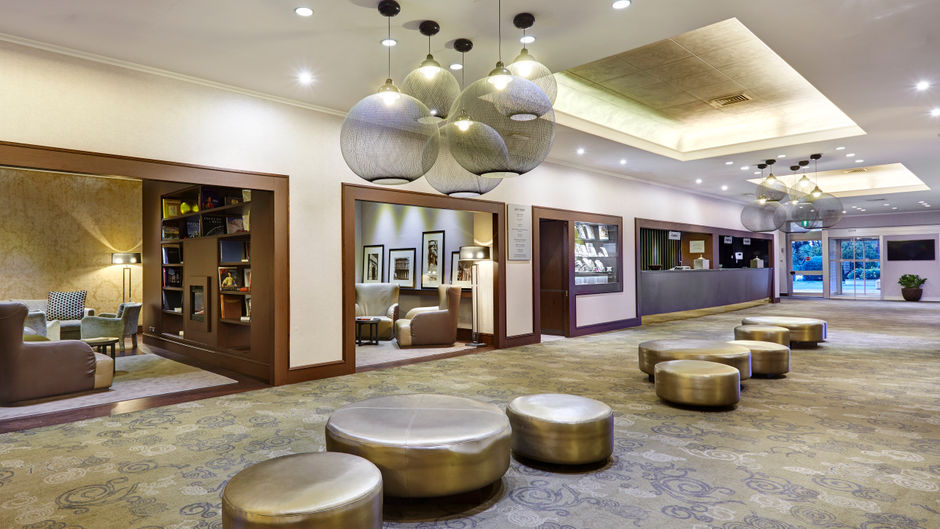 Crowne Plaza Rome-St Peter's Lobby