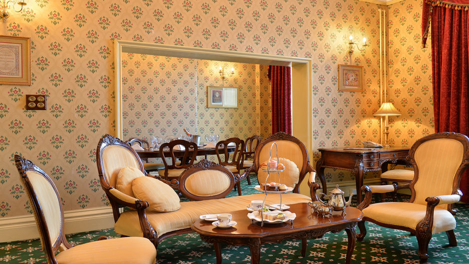 Crowne Plaza Royal Victoria Sheffield Suite