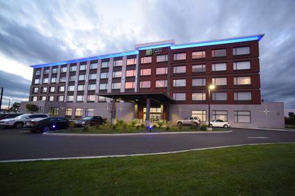Holiday Inn Express & Suites Gatineau