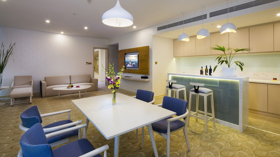 Diamond Bay Resort & Spa Suite