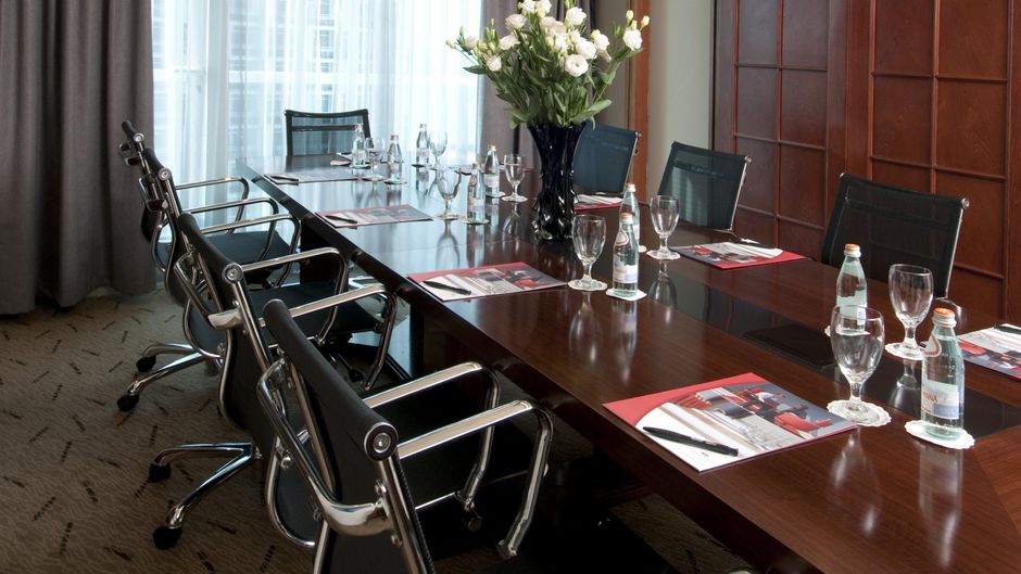 Crowne Plaza Tel Aviv Beach Meeting