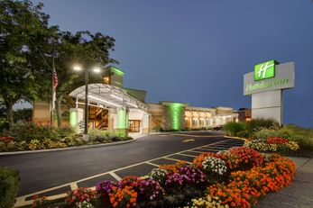 Holiday Inn Westbury Long Island