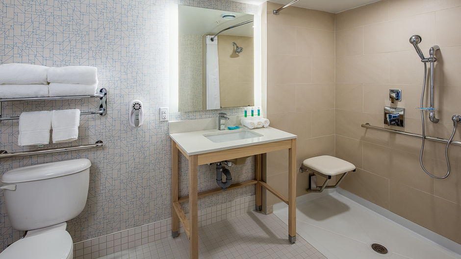 Holiday Inn Express/Suites Halifax Room