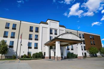 Holiday Inn Express Fargo