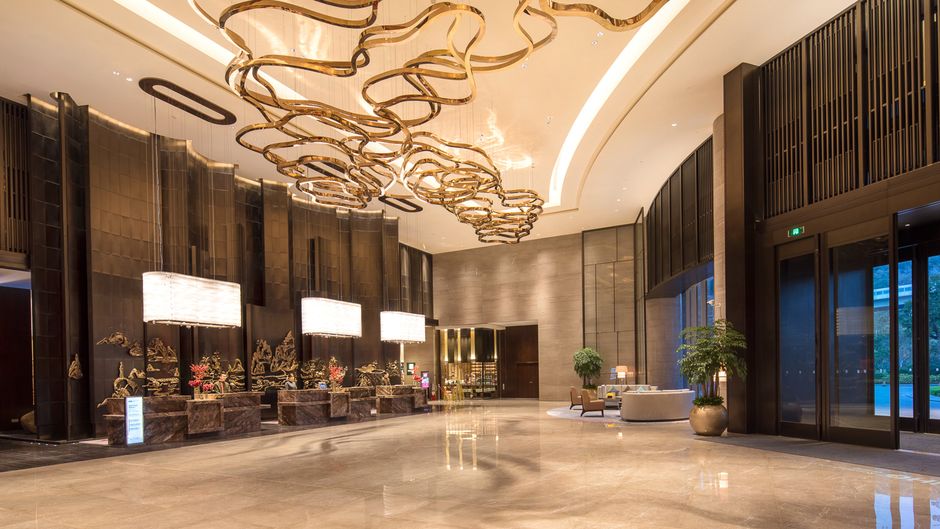 HUALUXE Xiamen Haicang Harbour View Lobby