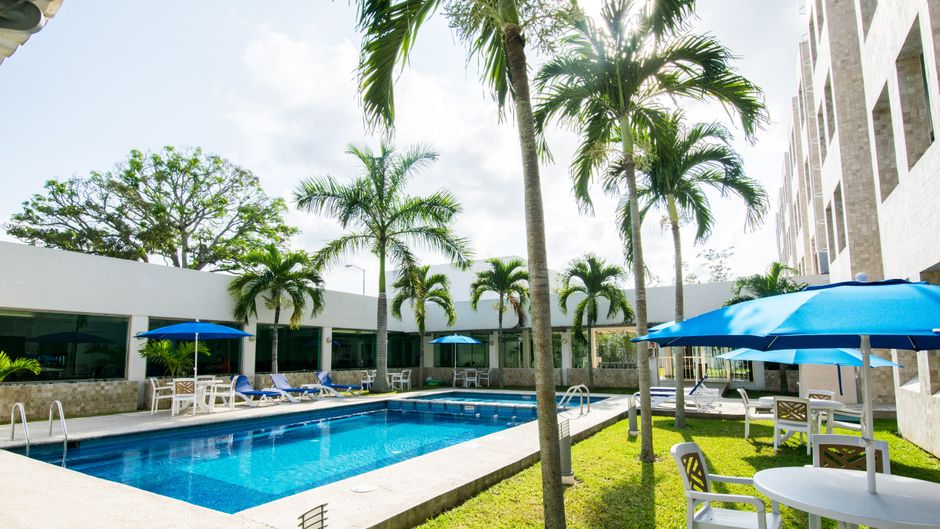 Holiday Inn Express Paraiso Dos Bocas Exterior