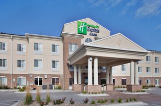 Holiday Inn Express Hotel & Suites