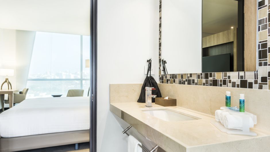 Holiday Inn Express Buenavista Room