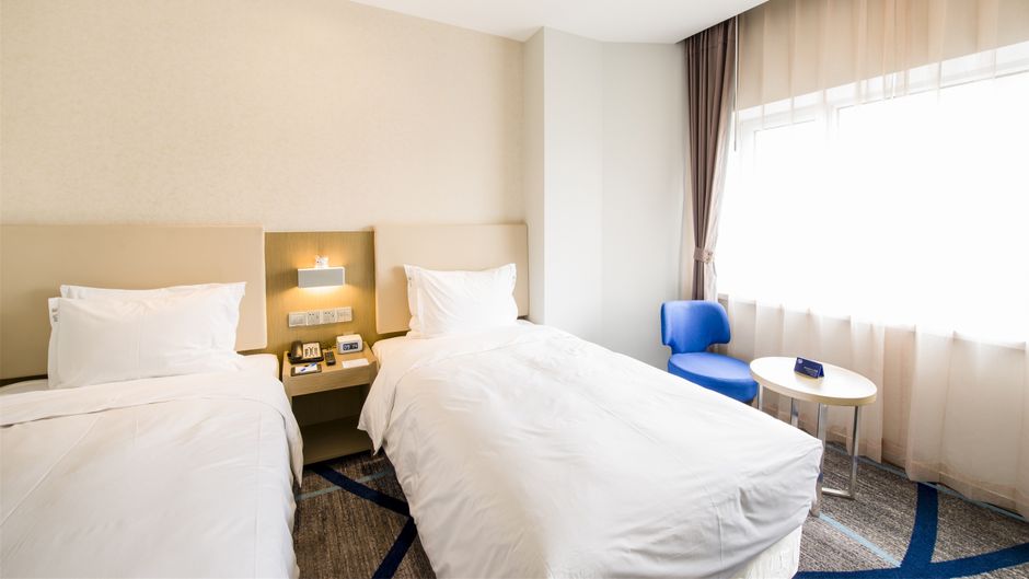 Holiday Inn Express Chengde Downtown Room