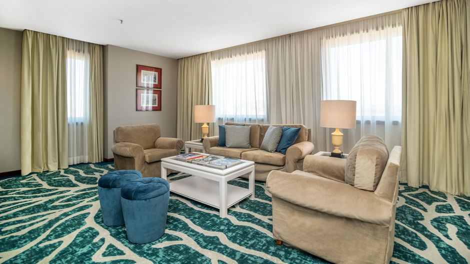 Holiday Inn Porto Gaia Suite