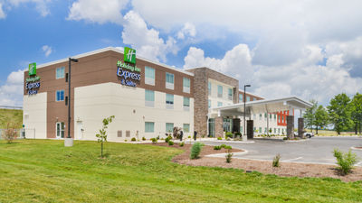 Holiday Inn Express & Suites Salem