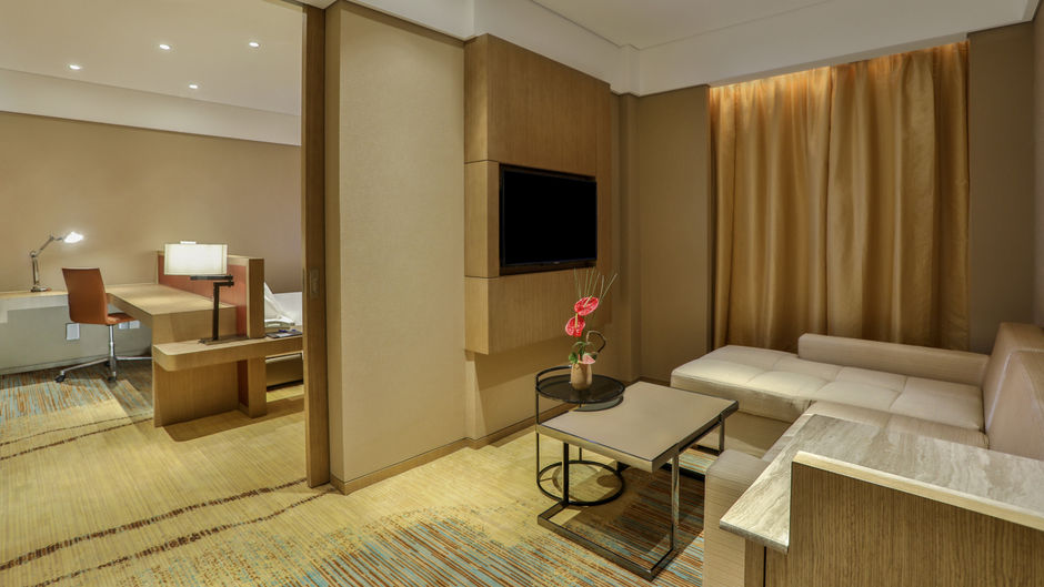 Holiday Inn Express Wenjiang Hotspring Suite