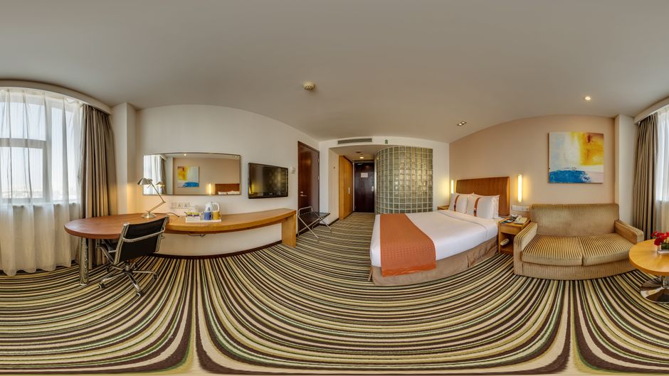 Holiday Inn Express Jinqiao Central Room