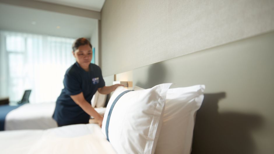 Holiday Inn Express East Station Room