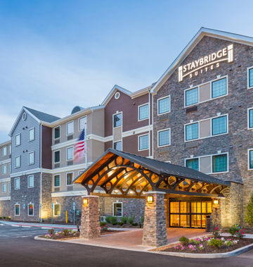 Staybridge Suites, Canton
