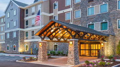 Staybridge Suites, Canton