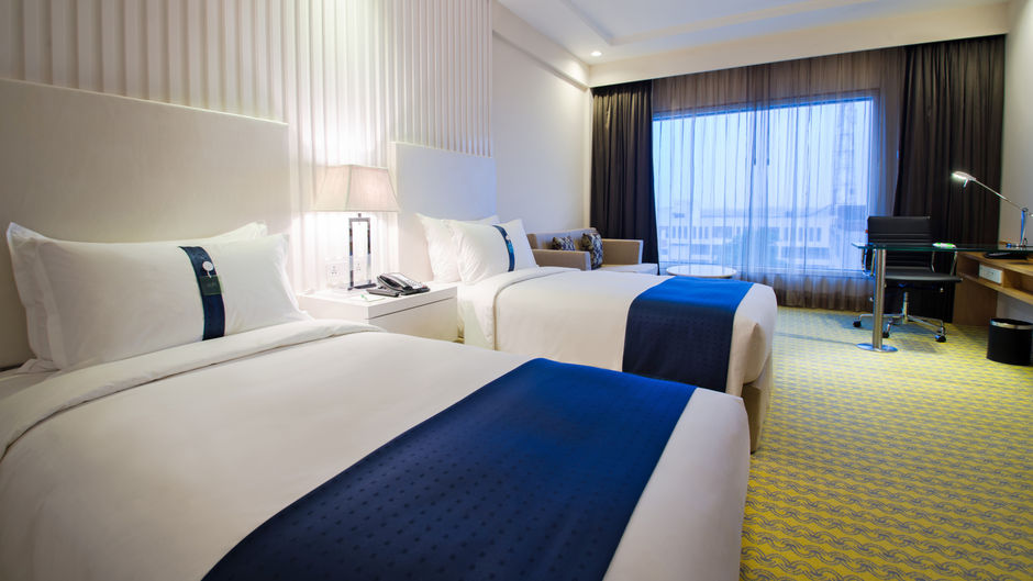 M K Hotel Amritsar Room