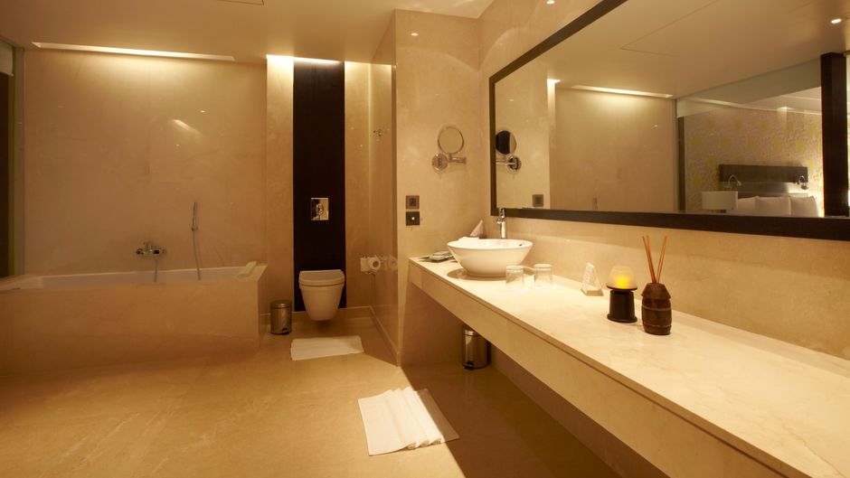 Crowne Plaza Pune City Centre Room