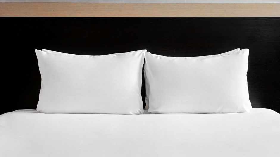 Holiday Inn London - Luton Airport Room