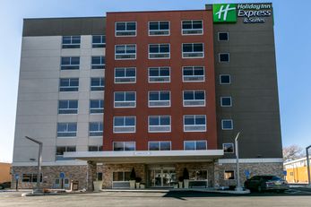 Holiday Inn Express & Stes Jersey City