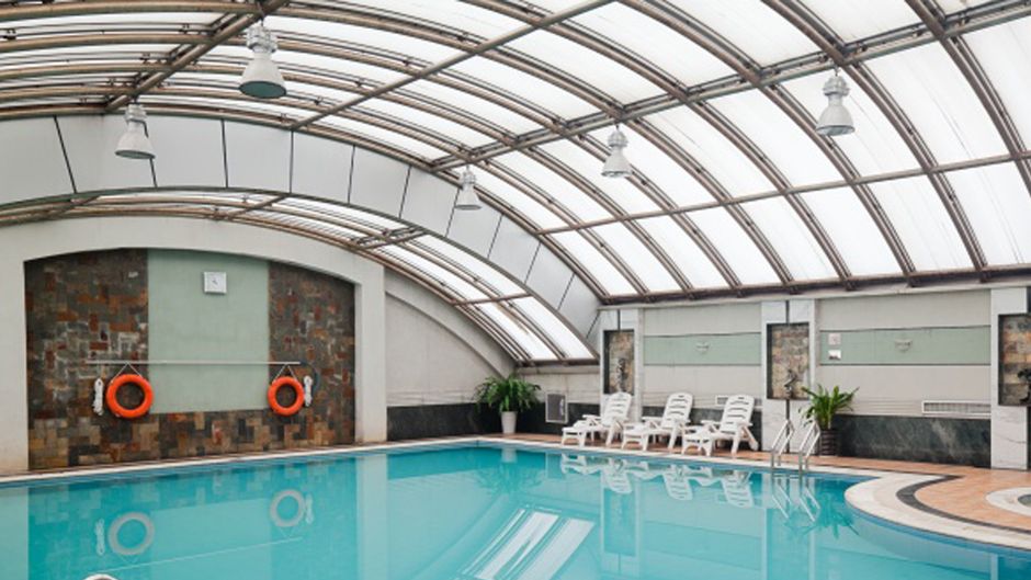 Holiday Inn Pool