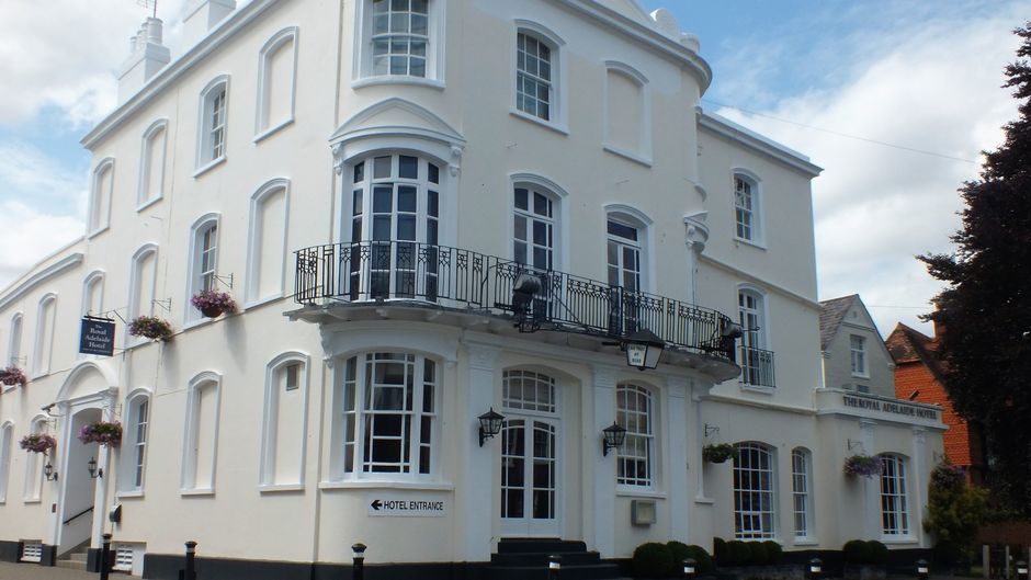 Royal Adelaide Hotel Exterior