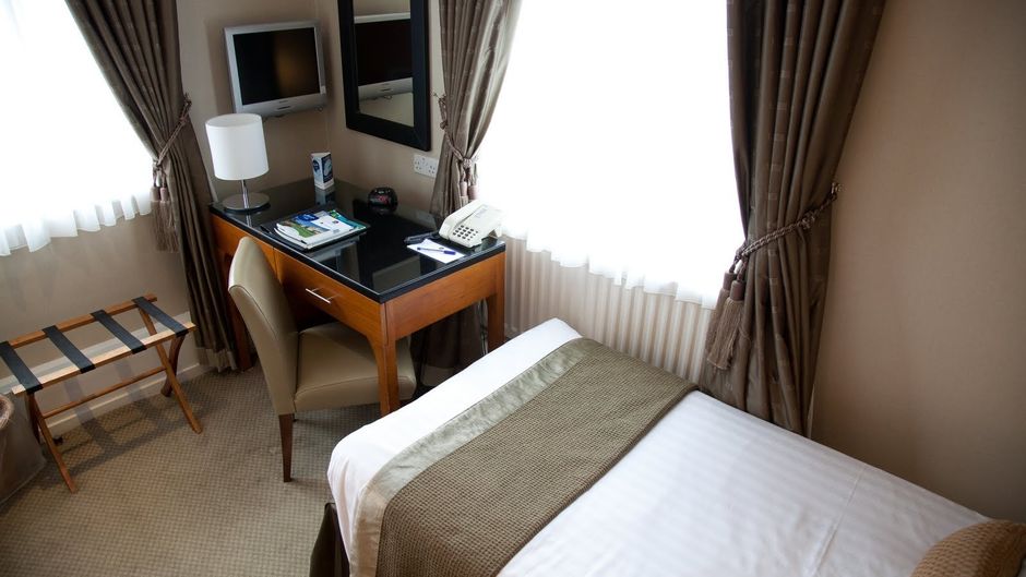 Royal Adelaide Hotel Room