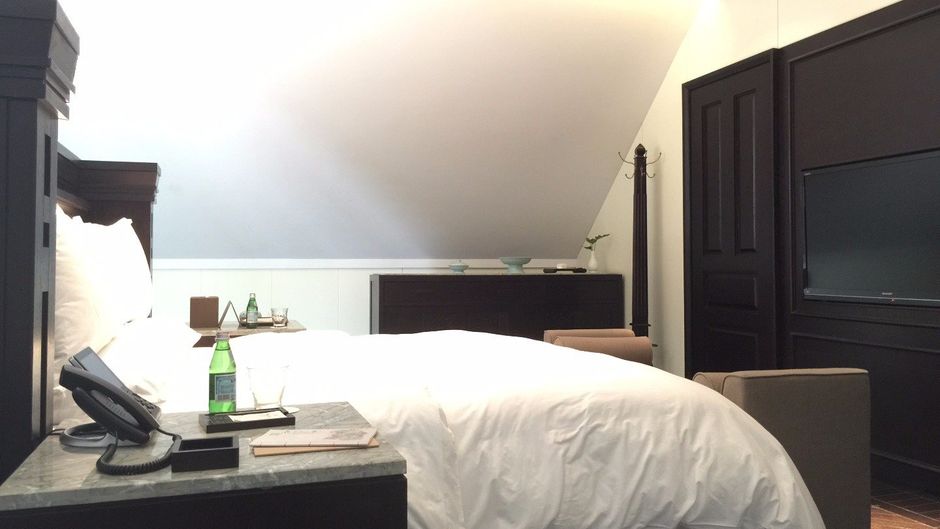 The Yihe Mansions Suite