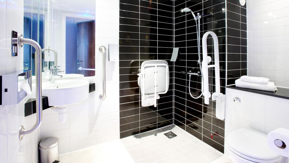 Holiday Inn Express London City Room