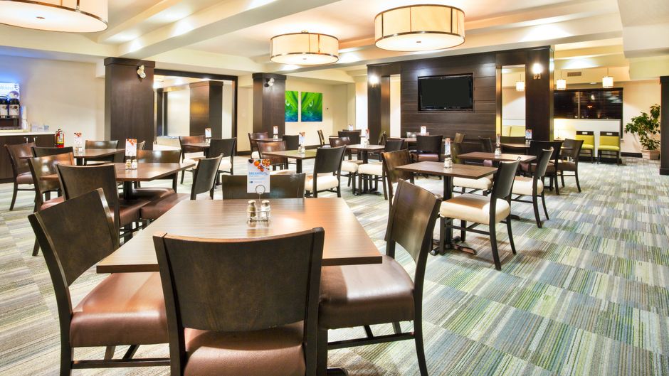 Holiday Inn Express Restaurant