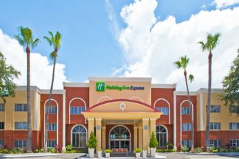Holiday Inn Express Clearwater East