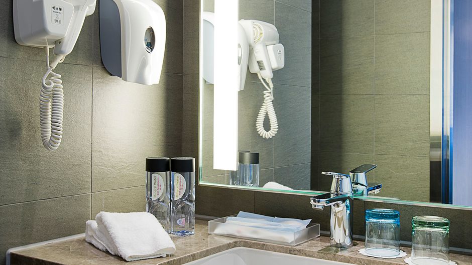 Holiday Inn Express Hong Kong Mongkok Room