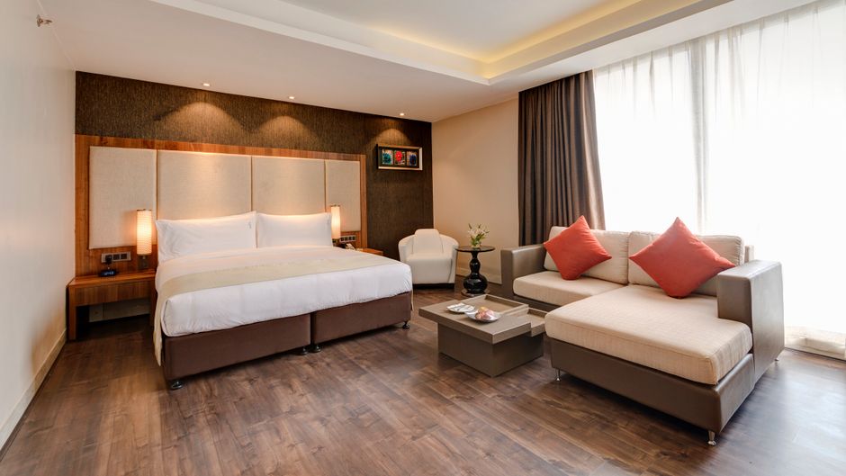 Holiday Inn Kolkata Airport Suite