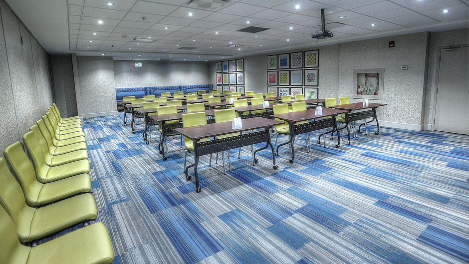 Holiday Inn Express/Stes Toronto Arpt W Meeting